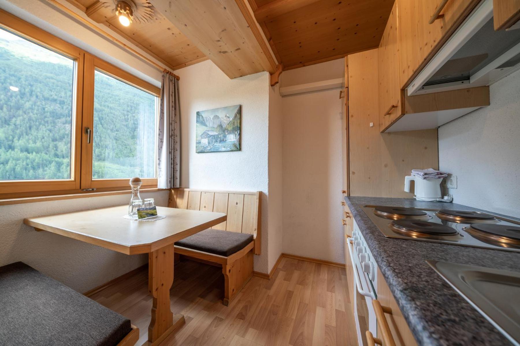 Familienhotel Replerhof Mit Kinderbetreuung Pragraten Room photo